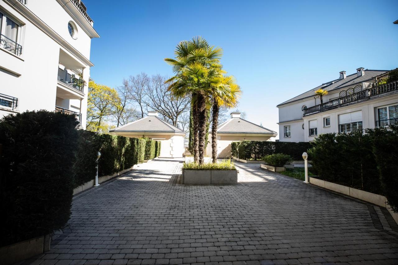 Appartamento Fabulous standing et parking privé Le Plessis-Robinson Esterno foto